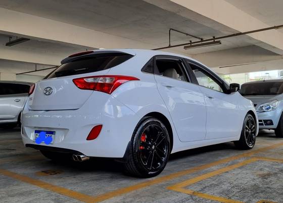 HYUNDAI I30 1.8 MPI 16V GASOLINA 4P AUTOMATICO HYUNDAI I30 1.8 MPI 16V GASOLINA 4P AUTOMATICO